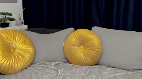 Snapshot of sofiewild25 chatting on 03.30.26 Sofiewild25 online show from 03.30.26