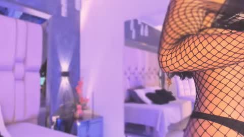  sofie  online show from 11.15.25