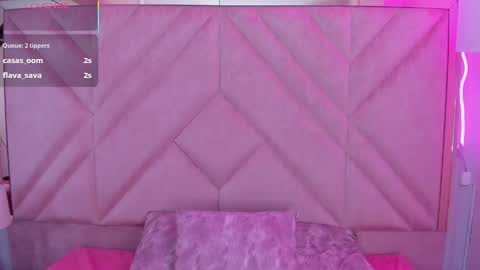 Snapshot of sofii_jones chatting on 09.24.25 sofii_jones online show from 09.24.25