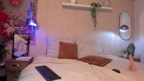 sofii_wild online show from 07.06.26