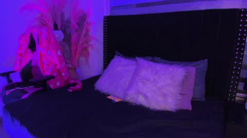 Sofia online show from 12.30.24