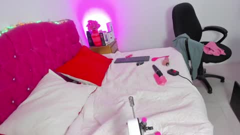 Sofia online show from 12.12.24