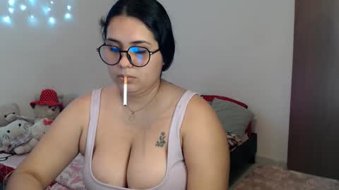 Snapshot of sofimabelnasty19 chatting on 10.24.25 sofi online show from 10.24.25