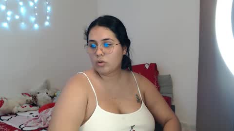 Snapshot of sofimabelnasty19 chatting on 10.26.25 sofi online show from 10.26.25