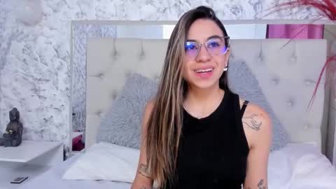 Sofi Malkova online show from 10.22.25