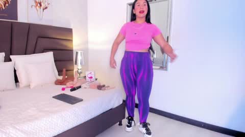      online show from 02.08.25