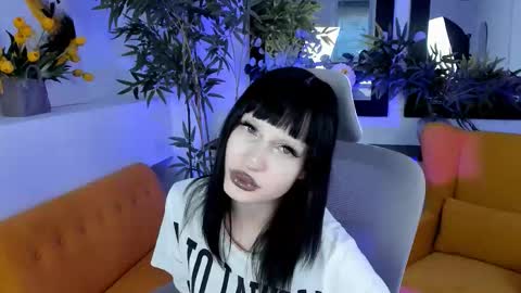 sofiyawilliams online show from 09.23.25