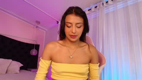 Snapshot of sofly_s chatting on 01.31.25 Sofi online show from 01.31.25