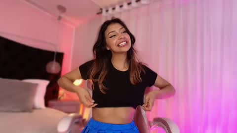 Snapshot of sofly_s chatting on 03.10.25 Sofi online show from 03.10.25