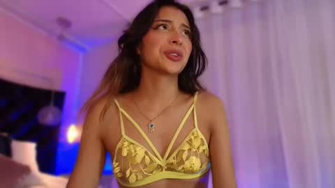 Snapshot of sofly_s chatting on 03.12.25 Sofi online show from 03.12.25