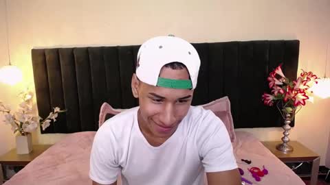 Snapshot of soft_attraction chatting on 10.22.25 Cam and Amy online show from 10.22.25