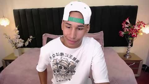 Snapshot of soft_attraction chatting on 10.24.25 Cam and Amy online show from 10.24.25