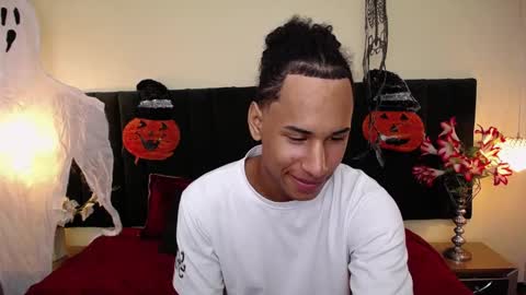 Cam and Amy online show from 10.29.25