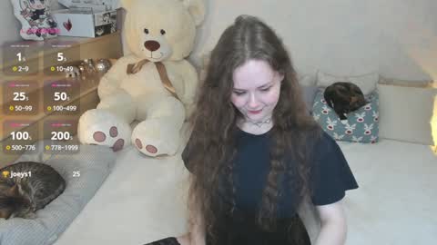 Mia online show from 12.15.24