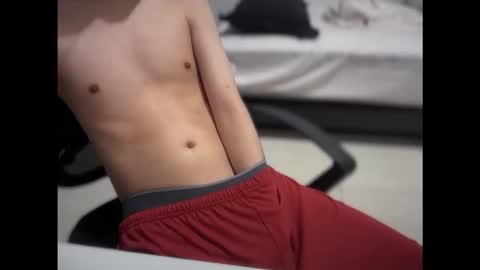 Snapshot of softedge04 chatting on 02.19.26 softedge04 online show from 02.19.26