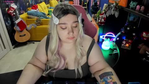 Sofie online show from 12.24.24