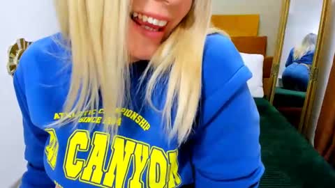 Softpleasurex online show from 02.17.25