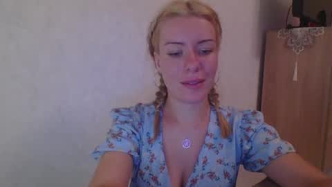 Snapshot of softy_aura chatting on 08.06.26 softy_aura online show from 08.06.26
