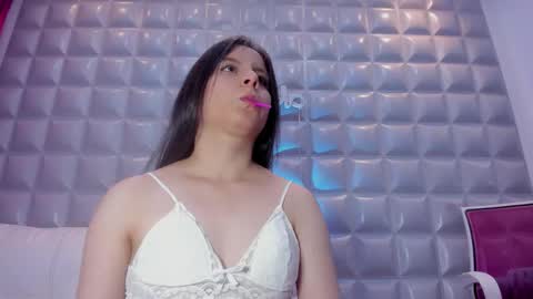 Snapshot of sol_angel7 chatting on 01.10.26 SOL ANGEL online show from 01.10.26