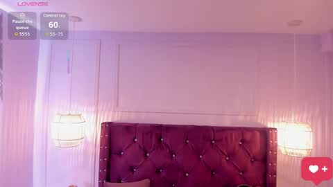 sol_nahiara online show from 10.25.25