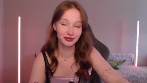 Snapshot of solanochka chatting on 06.19.26 Jennifer Jenny Jen online show from 06.19.26