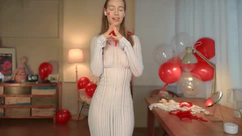 Bella online show from 02.14.25