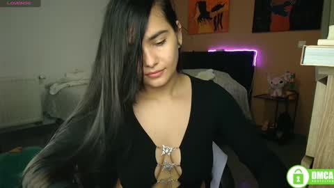 Mila online show from 03.10.25