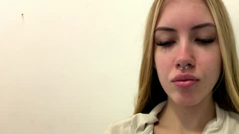 Snapshot of soledadrozzi chatting on 01.09.26 Daria online show from 01.09.26