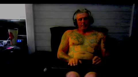 I love watching beautiful women play with themselves online show from 04.26.26