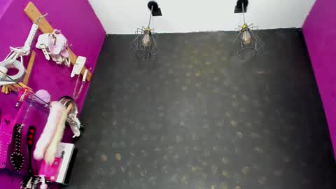 Snapshot of sommer_alexa chatting on 10.06.25 Alexa online show from 10.06.25