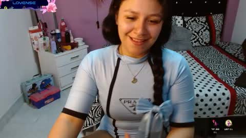 sonialatin69 online show from 01.17.25