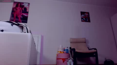 Sonja Ray online show from 10.22.25