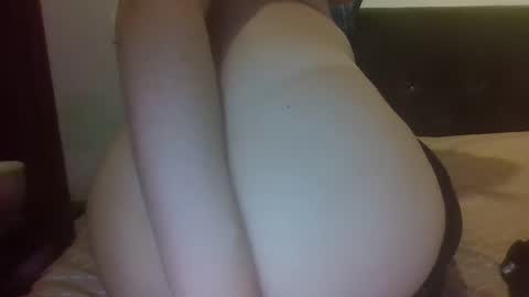 Snapshot of sonnyalee chatting on 10.10.25 Sonnya online show from 10.10.25