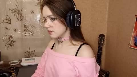 Snapshot of sonwosick chatting on 02.28.26 Mila online show from 02.28.26