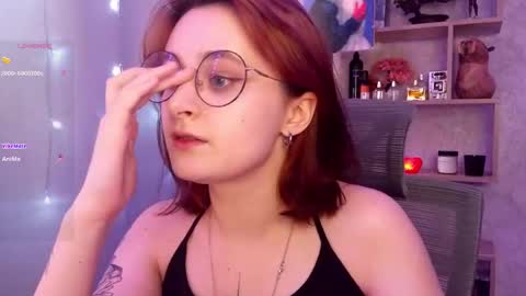 Snapshot of sonya_mikki chatting on 02.24.25 Sonya  online show from 02.24.25