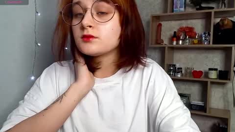 Snapshot of sonya_mikki chatting on 02.28.25 Sonya  online show from 02.28.25