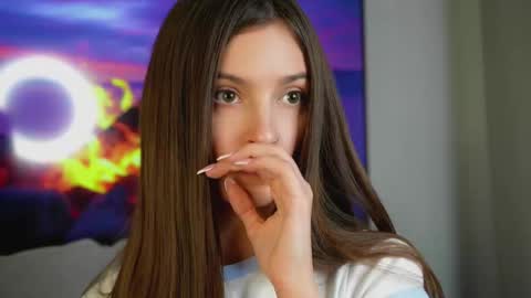 Eva 3 online show from 11.24.25