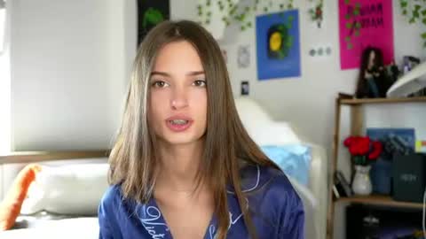 Snapshot of sonyaericsson chatting on 06.19.26 Eva 3 online show from 06.19.26