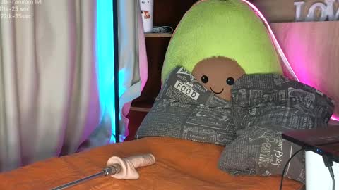 Snapshot of sop_hie chatting on 02.15.25 sop_hie online show from 02.15.25