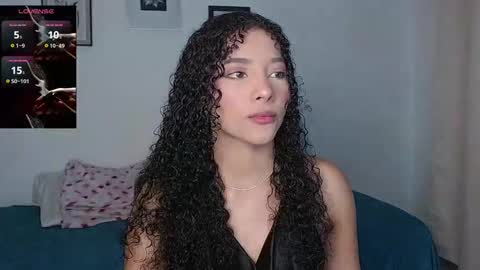 Snapshot of sophi_baby chatting on 09.13.25 Sophi baby online show from 09.13.25