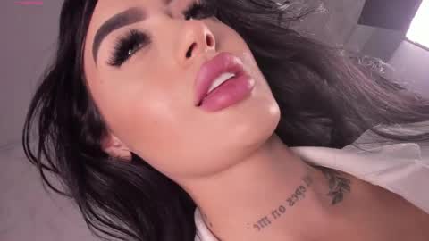 Sophi online show from 05.04.26