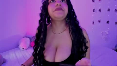 Sofia online show from 12.17.25