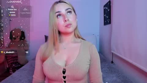 Snapshot of sophi_moreno chatting on 01.23.25 Sofi online show from 01.23.25