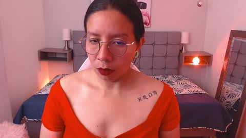 Snapshot of sophia_666_ chatting on 09.15.25 Sophia online show from 09.15.25