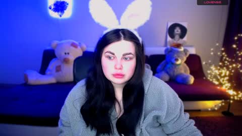 sophia__olsen online show from 12.07.24