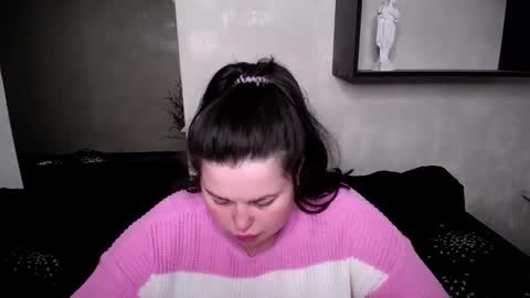 Snapshot of sophia__olsen chatting on 10.19.25 sophia__olsen online show from 10.19.25