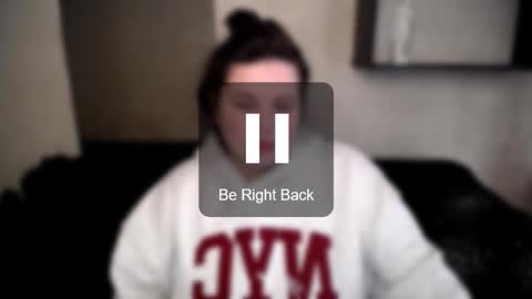 Snapshot of sophia__olsen chatting on 10.28.25 sophia__olsen online show from 10.28.25