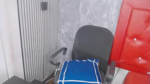 Snapshot of sophia__sweet1 chatting on 03.19.26 sophia__sweet1 online show from 03.19.26