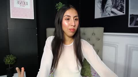 Sophia online show from 01.04.25