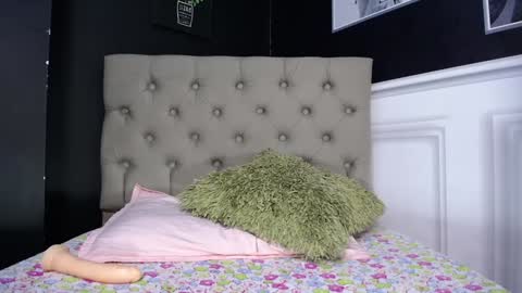 Sophia online show from 01.06.25